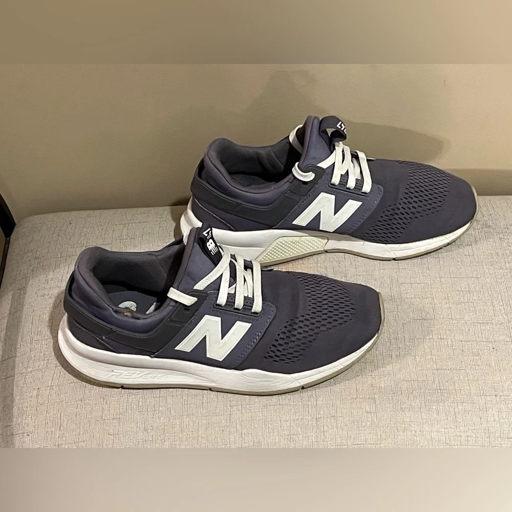 New Balance 247 Dark Lilac Sneakers, size 8.5